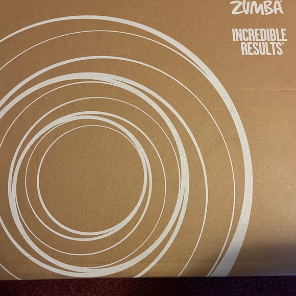 Zumba exercise equiptment - Picture 4 of 6